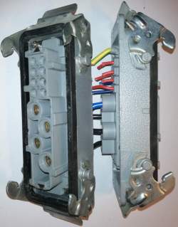 konektor 4+8pin samice na panel, použitý  .. cena na dotaz / price on request