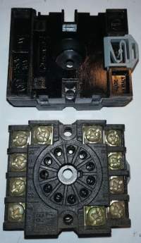 patice relé 11pin na DIN lištu