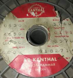 není skladem - odporový drát KANTHAL d=0,630mm, 4,65 ohm / metr  ... balení 50m za 150Kč