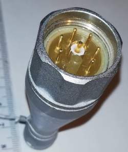 speciálná šroubovací konektor 6pin + souosý, na kabel   .. cena na dotaz / price on request