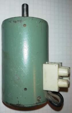 Elektromagnet tlačný 24Vdc, síla 0,8 kg, zdvih pístu 5mm, zatěžovatel 100%, bez štítku   .. cena na dotaz / price on request