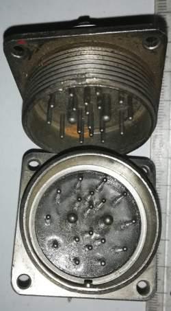 konektor 2RMGD 36B20S6E2 CCCP, starší, pájený  .. cena na dotaz / price on request