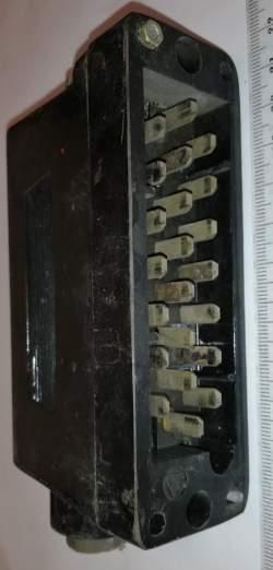 silový konektor 22pin (7+8+7) 3řady černý, z demontáže  .. cena na dotaz / price on request