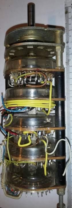 přepínač,pertinax 5 pater, 25 poloh, pájený