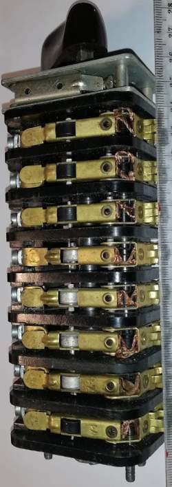 přepínač KSP16 02 132 380V 16A - 8poloh  .. cena na dotaz / price on request