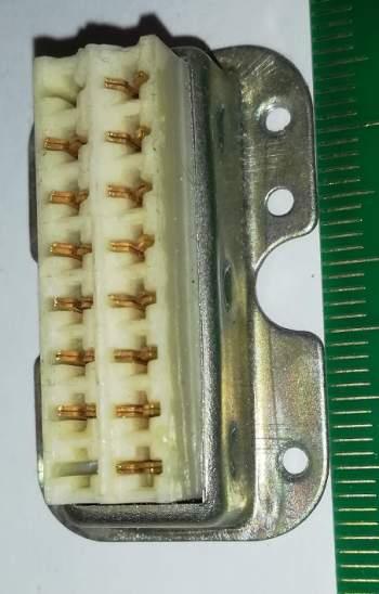 konektor samice 14pin (z 16-ti) zlacený