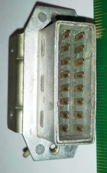 konektor samec 16pin zlacený z radiostanic  .. cena na dotaz / price on request