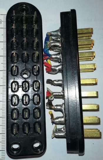 konektor 26pin, samec, zlacený,  použitý  .. cena na dotaz / price on request