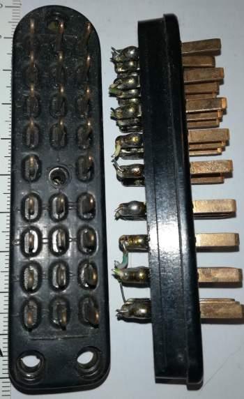 konektor 26pin, samec, nezlacený,  použitý  .. cena na dotaz / price on request