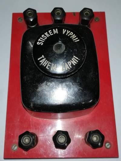 není skladem - vypínač - Stiskem vypni Tahem zapni - na pokusné desce