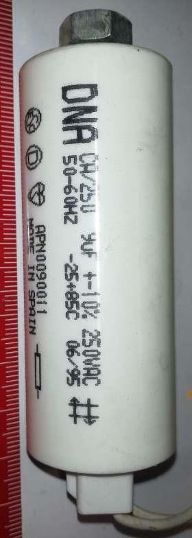 DNA APN0090011 - 9uF 250V 50Hz, starší