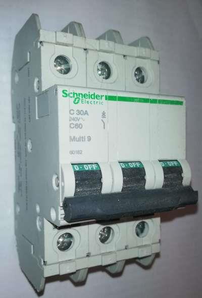 Schneider Multi9 C 30A 240Vac