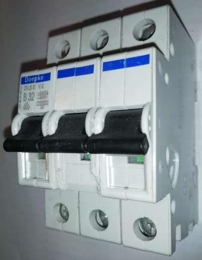 DOEPKE DLS5 - B32, uklepnutý plast