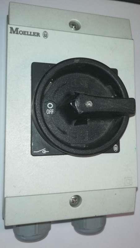 krabice Moeller s přepínačem P1-25