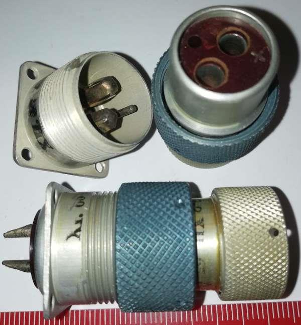 konektor X1.66 17.142.11 samec + X11.65 732-2 samice   .. cena na dotaz / price on request