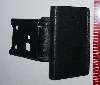 kovový držák víka z NC470, starší, pouze 1 ks