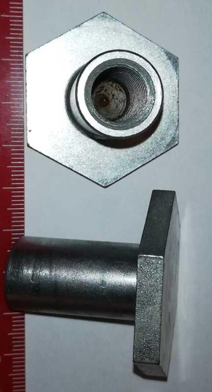 není skladem - Matice zápustná M12, hlava 4mm, stonek 30mm