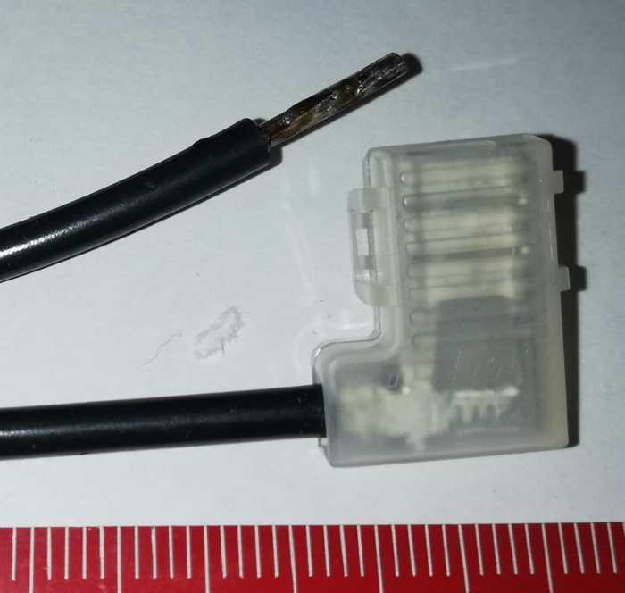 není skladem - kablik 15cm s koncovkou černý .. balení 40ks za 80Kč