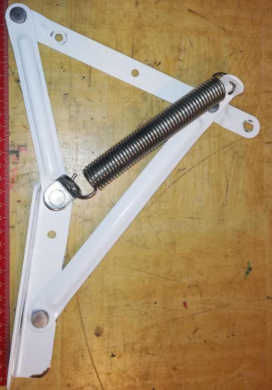 pružinový držák z gauče, starší