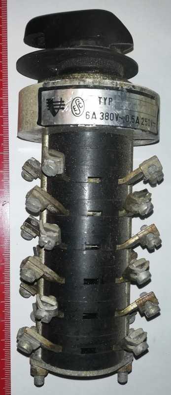 otočný přepínač, 2 polohy, 6A 380Vstř., z demontáže