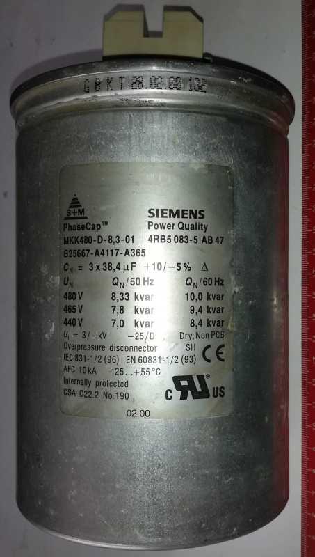 C SIEMENS MKK480-D-8,3-01, vadný, na výstavku