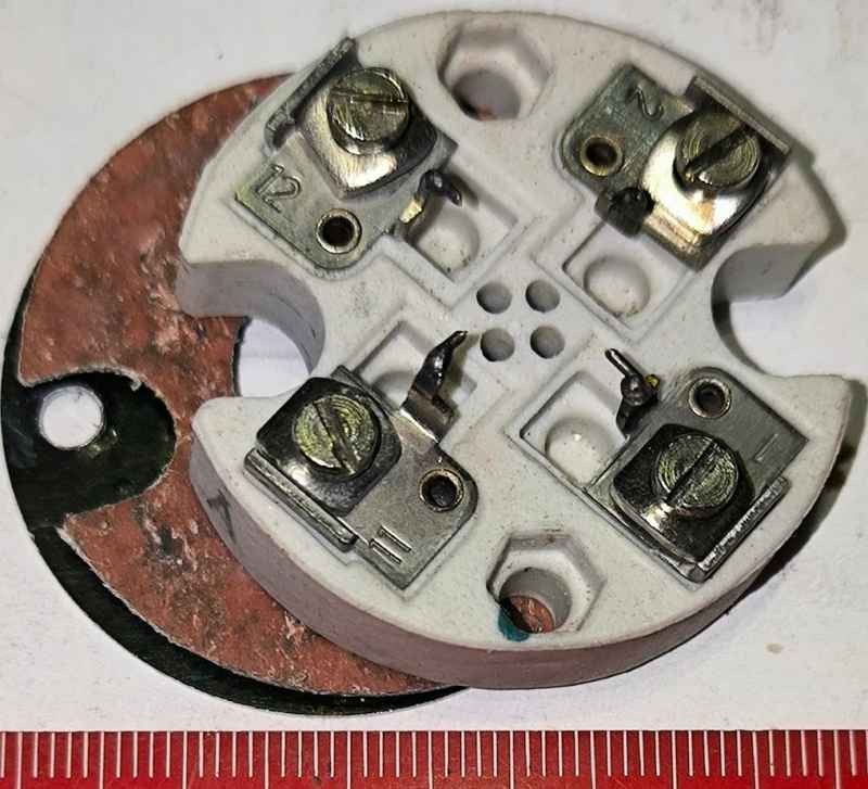 svorkovnice z čidla Pt100, ZPA, použitá, dle foto (112)