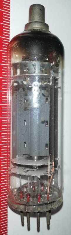 Elektronka PY83 TESLA