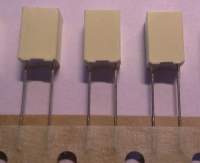 C 220nF 5% 250Vdc RM5 polyester     .. balení 200ks za 100Kč