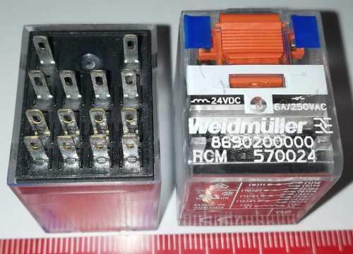 RCM570024 univerzální paticové relé - 24Vdc