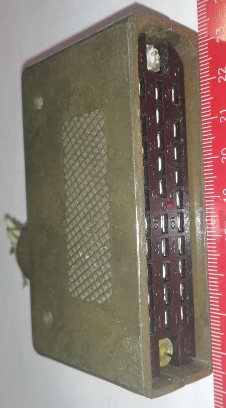 RP3-30 ( РП3-30. СССР ) konektor samice v krytu, pájený  .. cena na dotaz / price on request