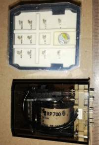 RP700V - 110Vss 3P do pl. spoje , pájený  .. cena na dotaz / price on request