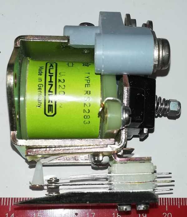 relé KUHNKE RS2283 220V stř.  .. cena na dotaz / price on request