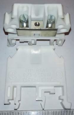 svorka RSA6 bílá, označené ... balení 25ks za 90Kč