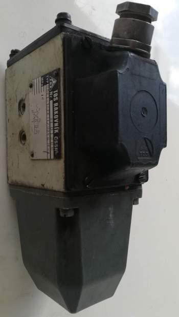 RSE-102X11/024SH-1 + WE70-0A-107 220V 50Hz .. cena na dotaz / price on request