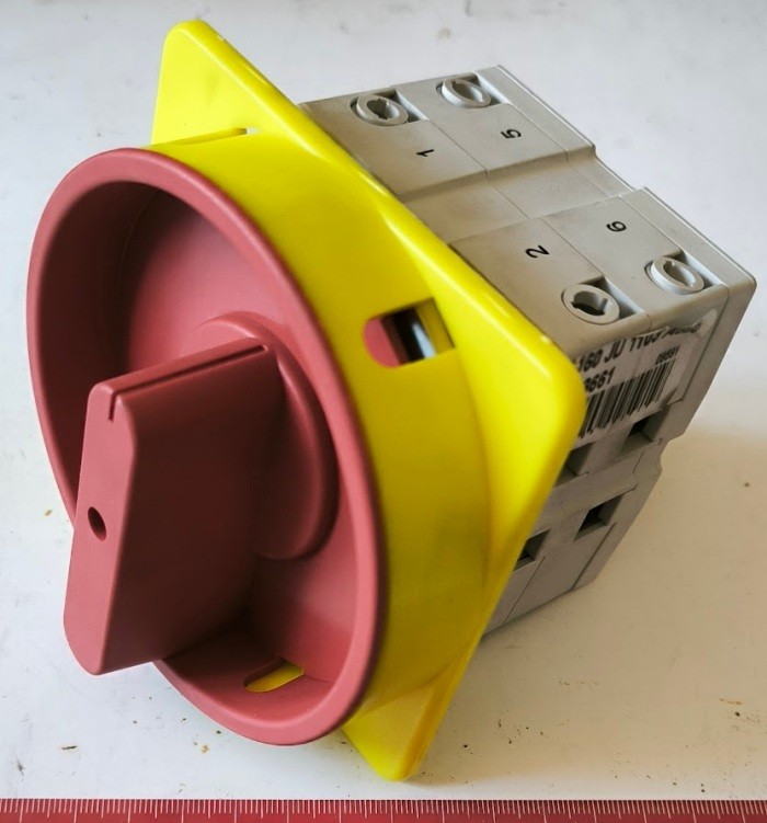 Vačkový spínač SEZ S160 JU 1103 A6R 160A/3P červená páčka 0/1