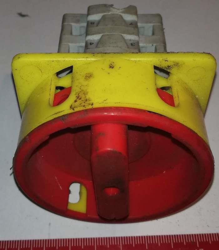 přepínač SEZ s knoflíkem, z demontáže