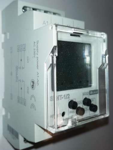 SHT-1/2 /230V Digitální spínací hodiny s týdenním programem