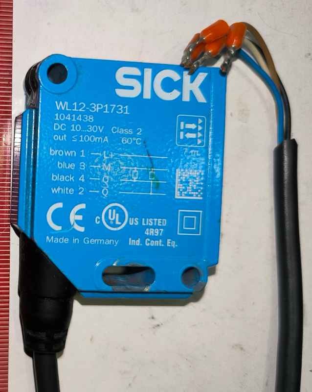 SICK-6025900 - Malá světelná závora - Retroreflexní fotoelektrický senzor WL12-3P1731   .. cena na dotaz / price on request