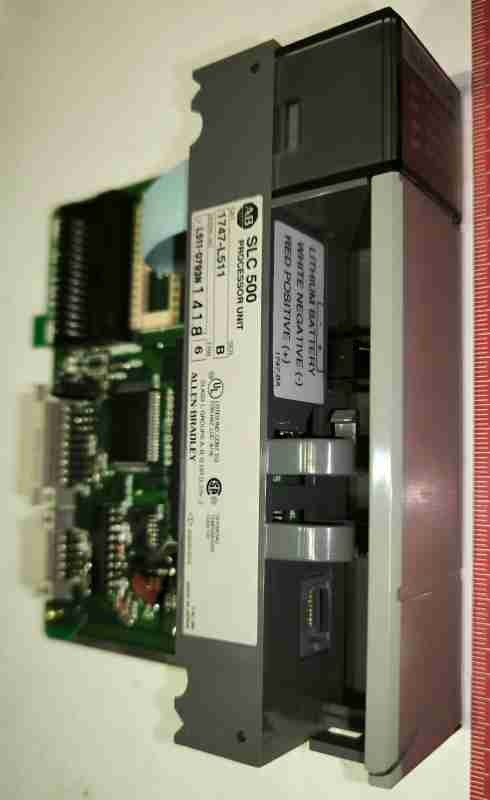 SLC5/01 CPU - SLC500- processor unit - 1747-L511  .. použitý / used  .. cena na dotaz / price on request - naprasklý plast