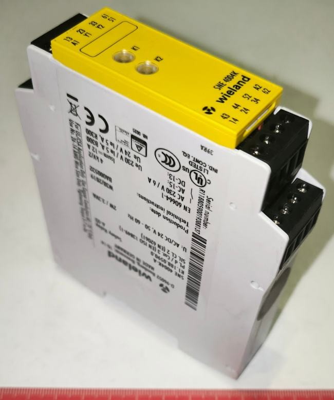 SNE4004K-A safety relay WIELAND, 24V acdc  .. použitý / used   .. cena na dotaz / price on request