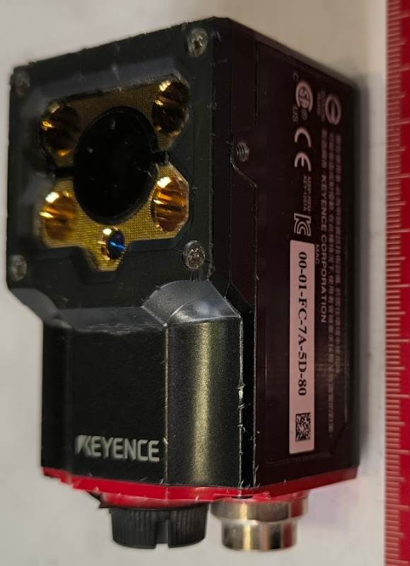 Keyence Čtečka kódů s automatickým zaostřením - SR-1000  .. použitý / used   .. cena na dotaz / price on request