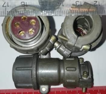 SR20KPN5G10 - konektor 5pin   .. cena na dotaz / price on request