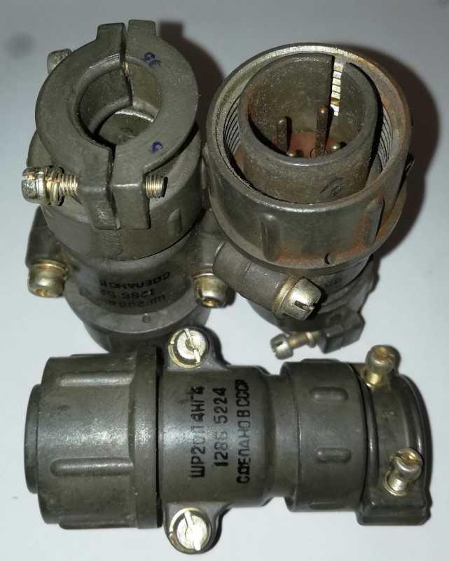 ŠR20P4NG4 konektor 4piny ( ШР20П4НГ4 )  .. cena na dotaz / price on request