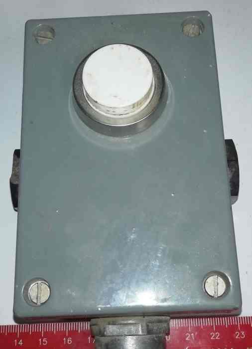 není skladem - Ovládací skříň T6SES TR2 30 - bílá signální hlavice T6E + trafo 220V/24V 2VA