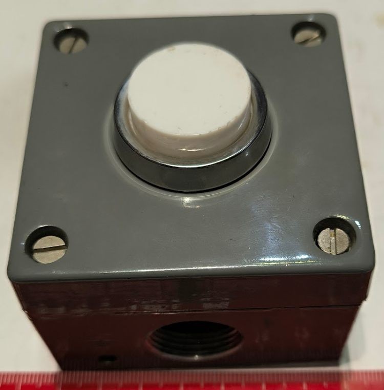 kontrolka T6S1E  .. bílá hlavice, nové, včetně žárovky