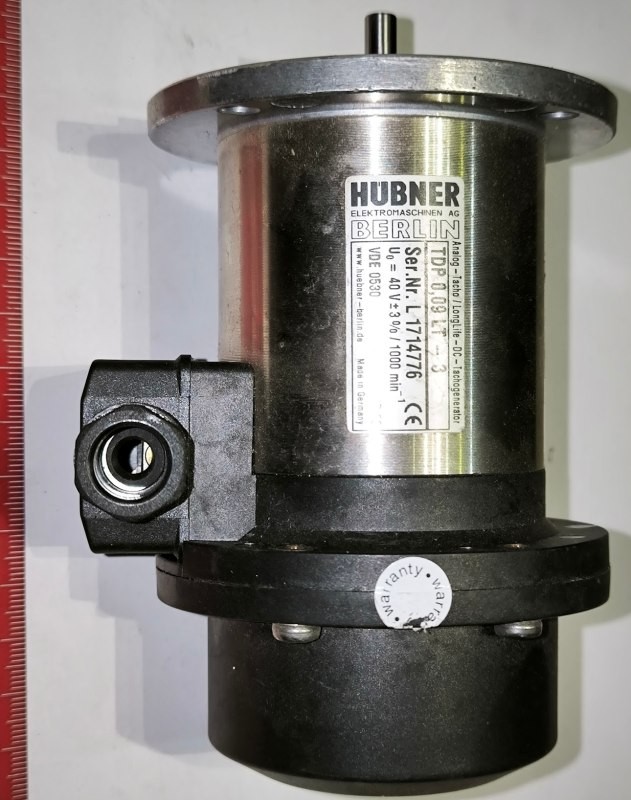 Baumer Hubner - TDP0,09LT-3 HUBNER TDP 009 LT 3 ENCODER FLANGE MOUNT .. jako nový .. cena na dotaz / price on request