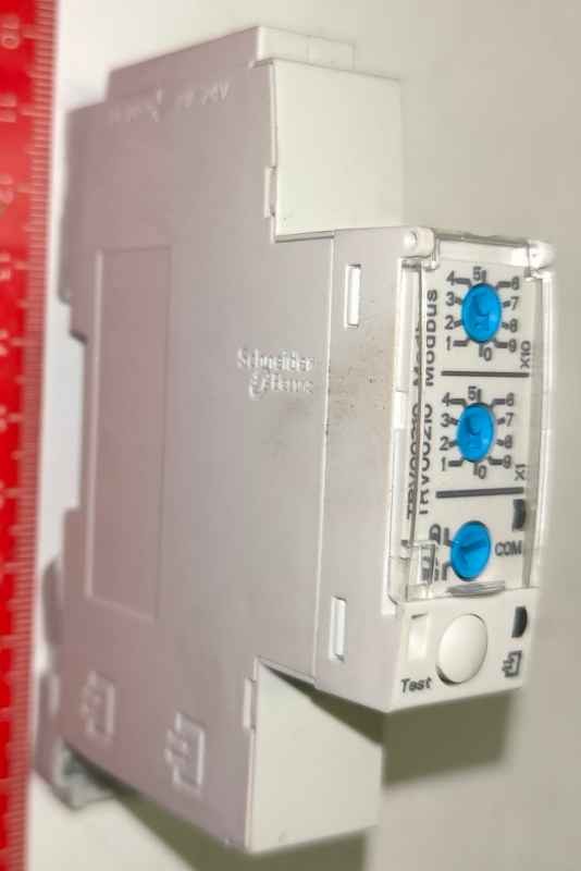 TRV00210 Rozhraní Modbus (Compact NSX)  .. použitý / used