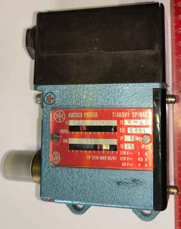 Tlakový spínač TSV 4E Ti 0,01 -0,05 DM 0 ,65   .. cena na dotaz / price on request