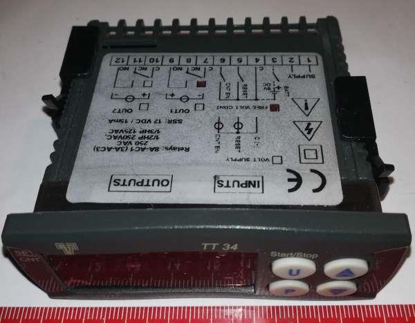 Digitální panelový termostat TT34 ASCON TECNOLOGIC .. z demontáže