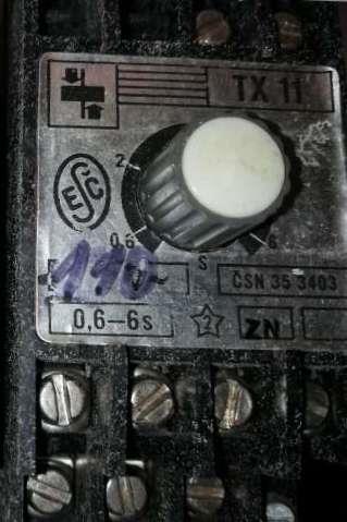 Relé TX11 ZN KC 110V 50Hz 0,6-6s, starší, upravován